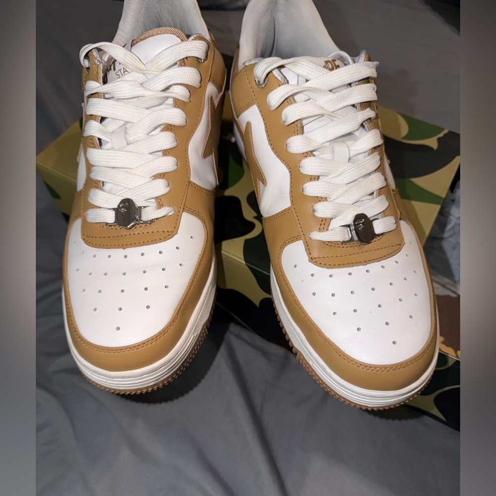 Men’s Bathing Ape ‘BAPE’ White and Beige Sneakers